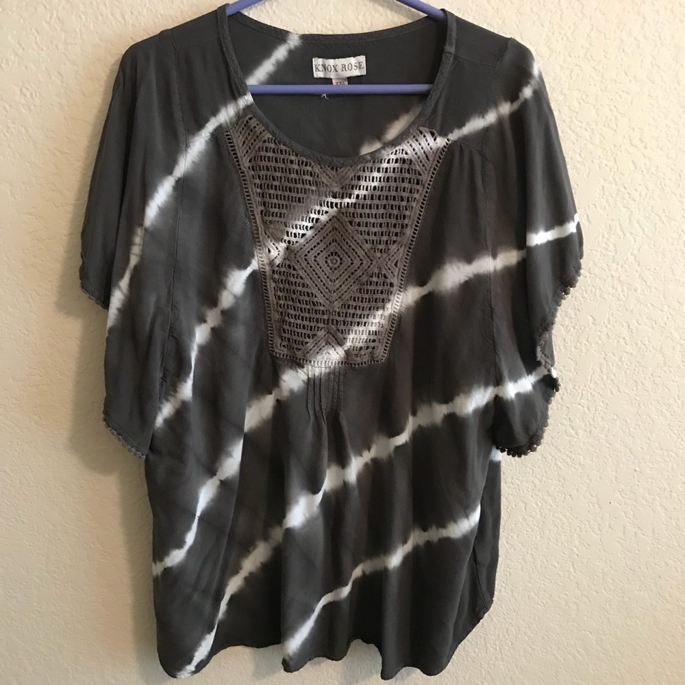 Gorgeous Knox Rose XXL Shirt! Super Flattering!